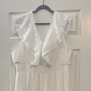 Elegant White Maxi Dress